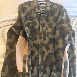 Todd Snyder Men's Camouflage Button-Down Shirt Jacket in Olive and Dark Green